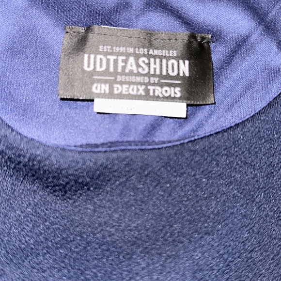 UDTFASHION Navy racer back Dress. Hi neckline, stretchy & flare skirt SZ 8 - Picture 5 of 5